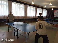 В первый день школьных каникул, 25 октября, в РДК в рамках проекта "Дворовый тренер" прошёл турнир по настольному теннису